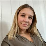 Actuellement étudiante LLCE espagnol à Nantes et voulant devenir enseignante dans le secondaire, je donnerai avec plaisir des cours à vos enfants pour qu’ils puissent s’exprimer avec fluidité comme un natif